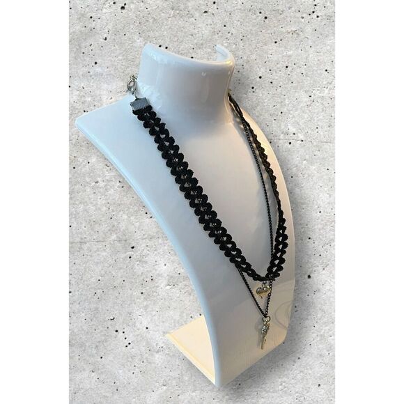 Heart & Key Silver and Black Ribbon Necklace Goth Y2K - Picture 2 of 5